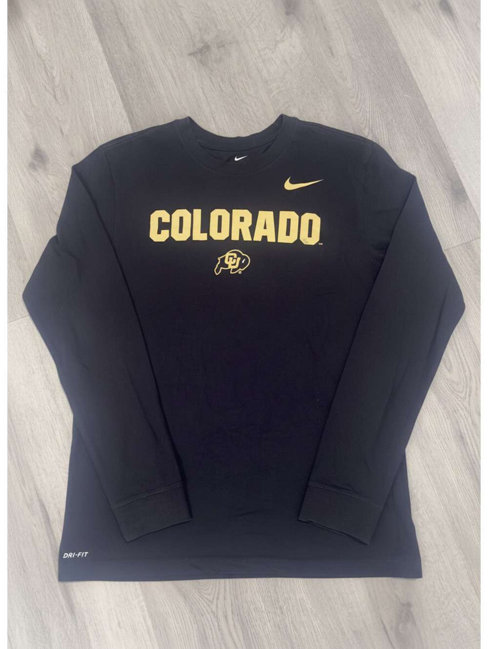 Nike Men Long Sleeve Colorado Graphic Dri-FIT Athletic Shirt Black Medium